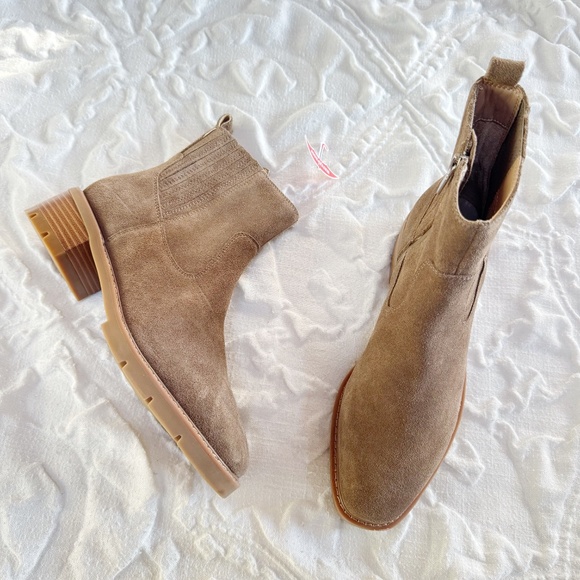 Blondo Harlen Suede Waterproof Bootie Size 9 New - Picture 7 of 8